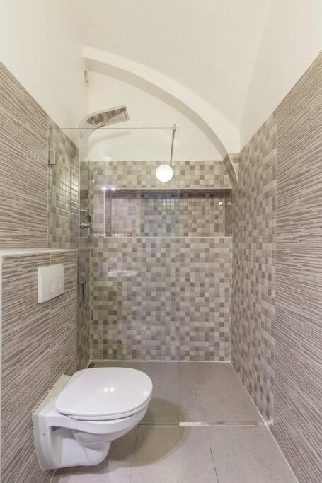 Apartment Free Parking I 500 Mbit Wifi I Kingsize Bed